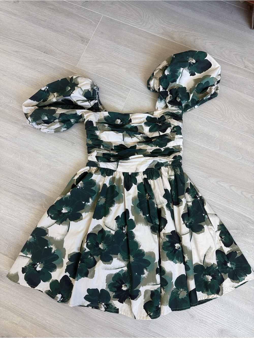 abercrombie green puff sleeve dress Women's Emerson Poplin Mini in Floral | Size S x-colourCode:PRINT